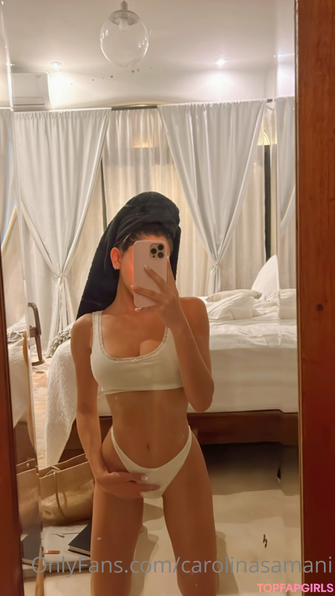 Foto di nudo di fuga di OnlyFans di Carolina Samani #92