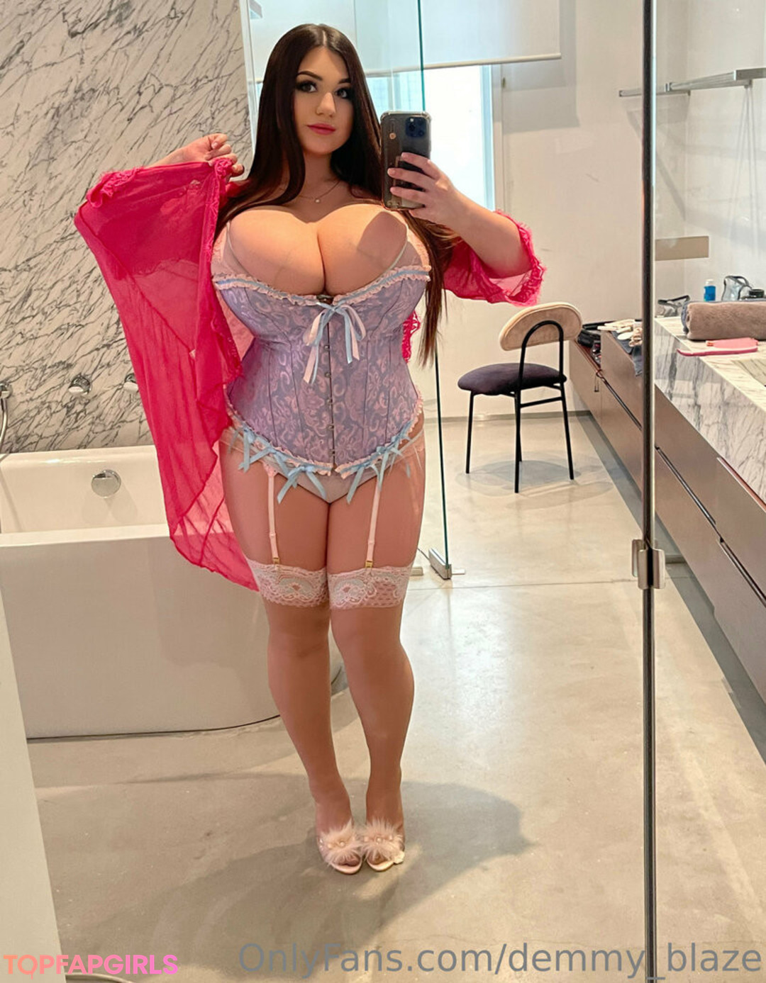 Foto di nudo di fuga di OnlyFans di Demmy Blaze #2222