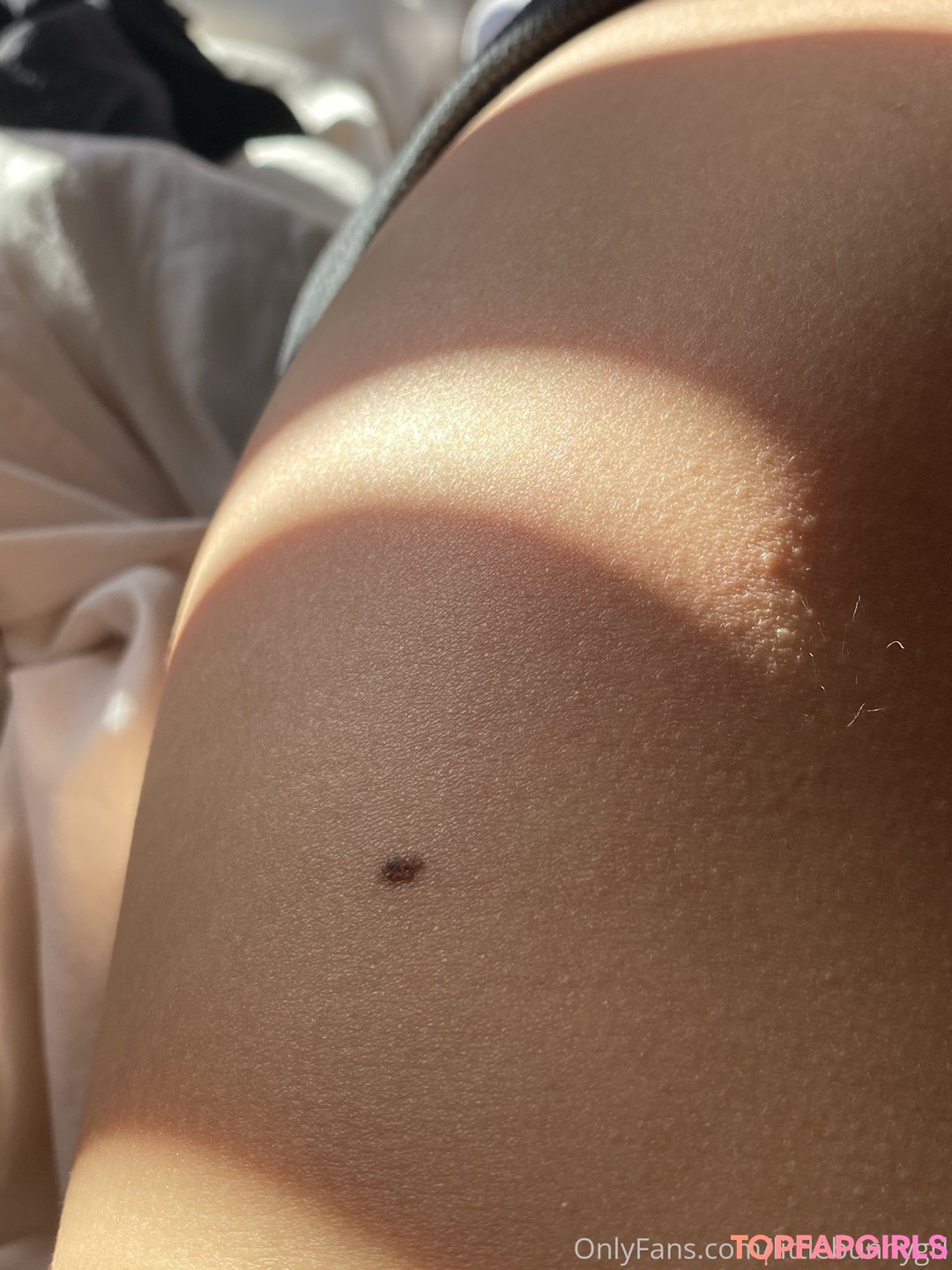 Foto di nudo di fuga di OnlyFans di Little Bunny #213