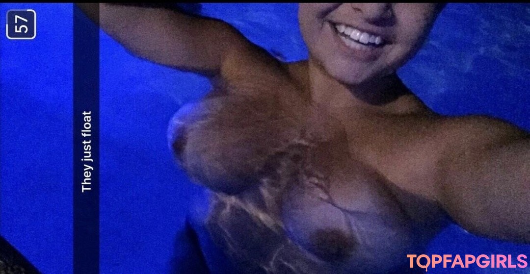 Foto di nudo di fuga di OnlyFans di Haley Stout #30