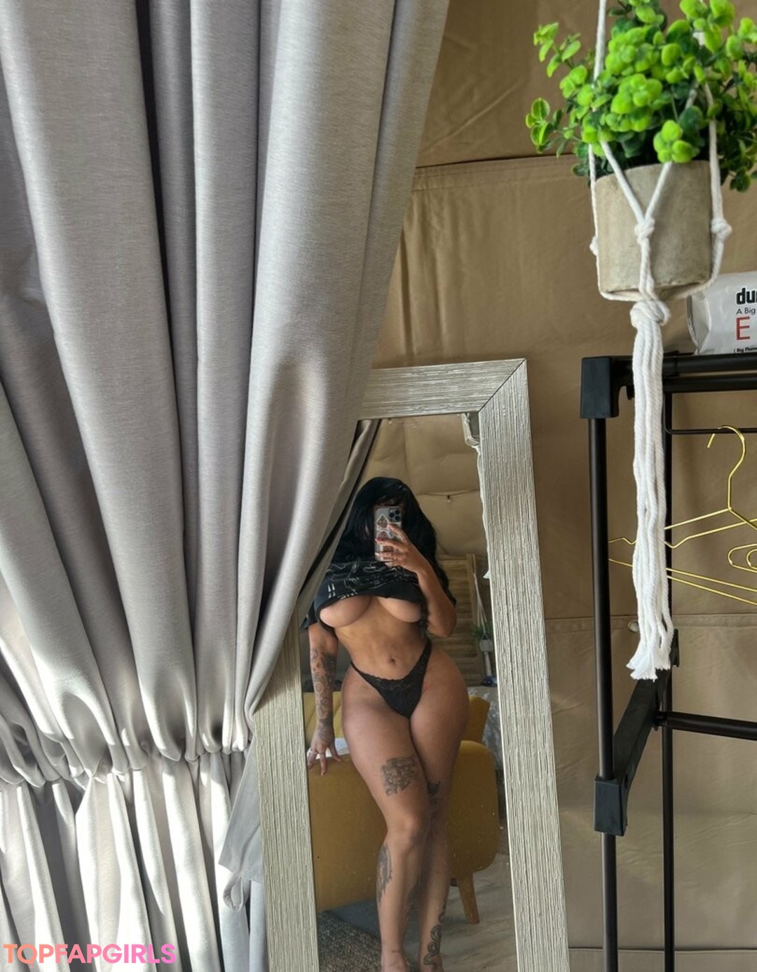 Foto di nudo di fuga di OnlyFans di Emily Cheree #844