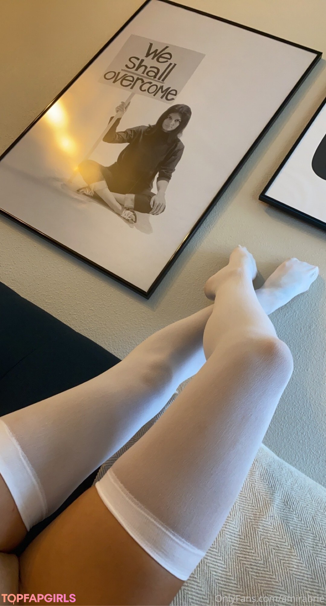 Foto di nudo di fuga di OnlyFans di Amira Brie #209