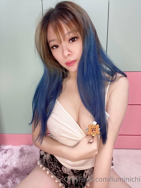 Foto di nudo di fuga di OnlyFans di Luminichi