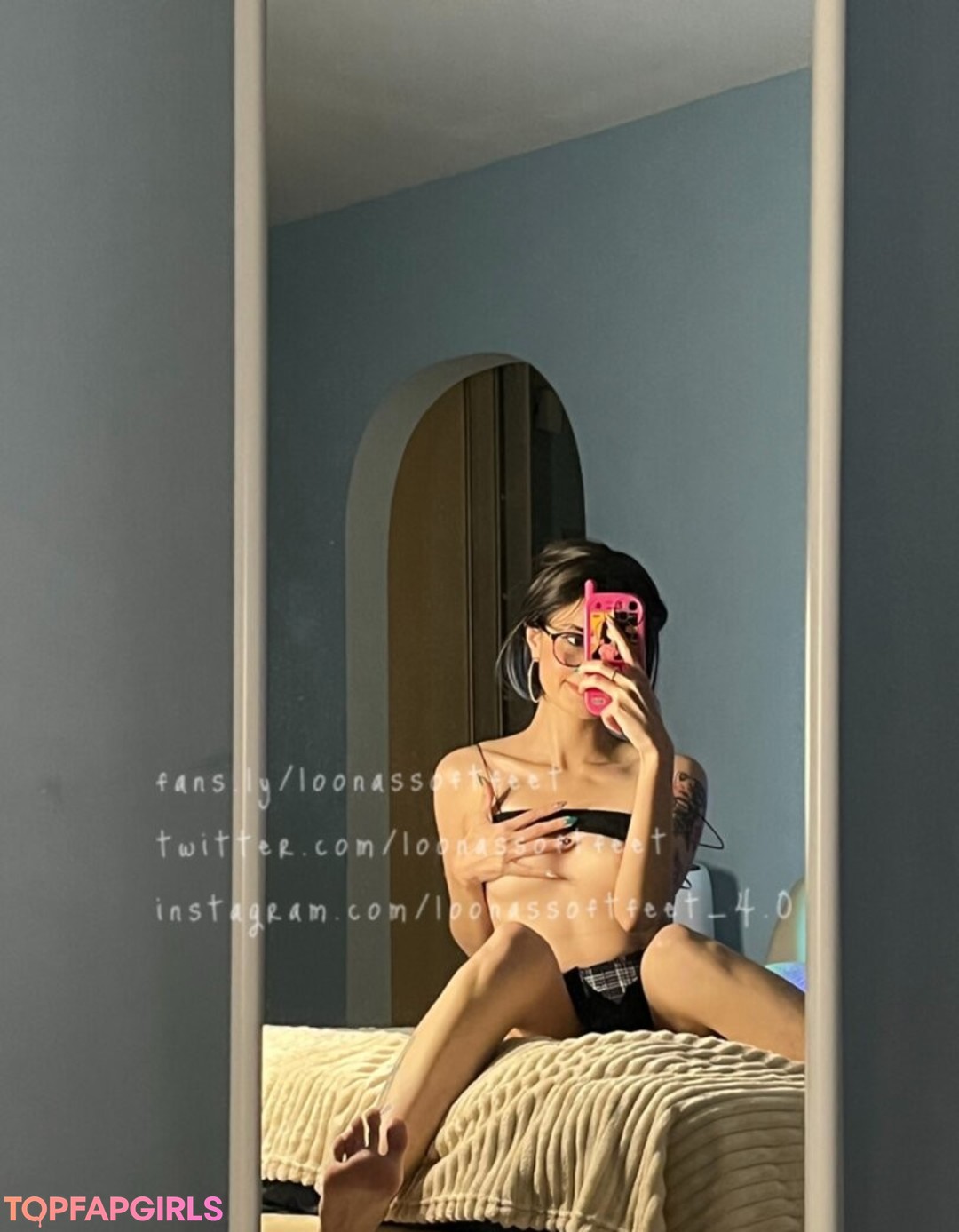 Foto di nudo di fuga di OnlyFans di Loona #1409