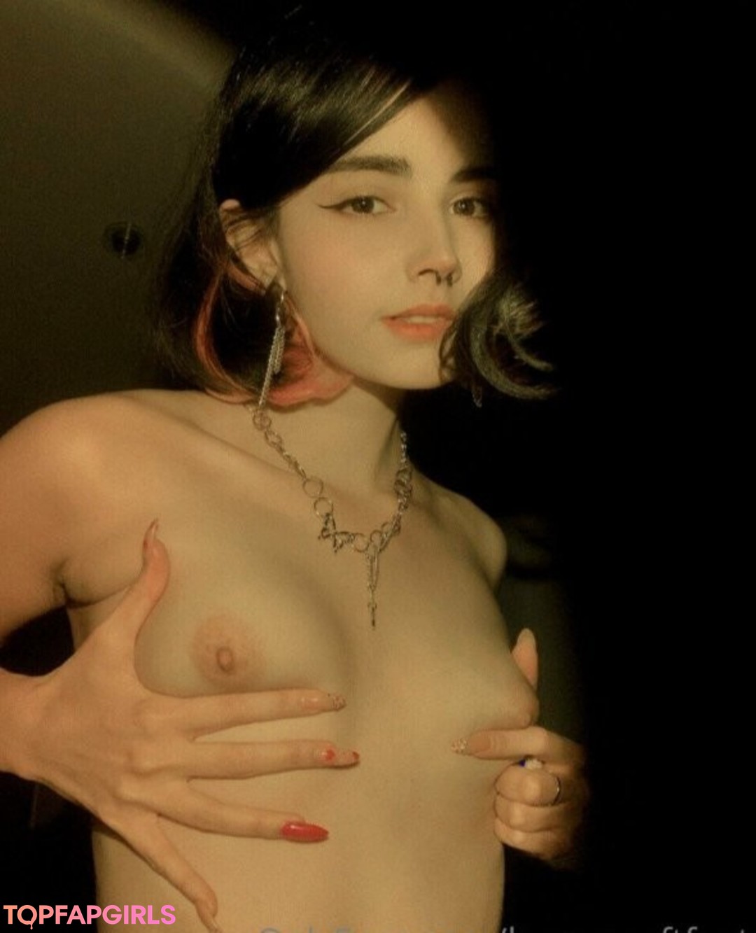 Foto di nudo di fuga di OnlyFans di Loona #142