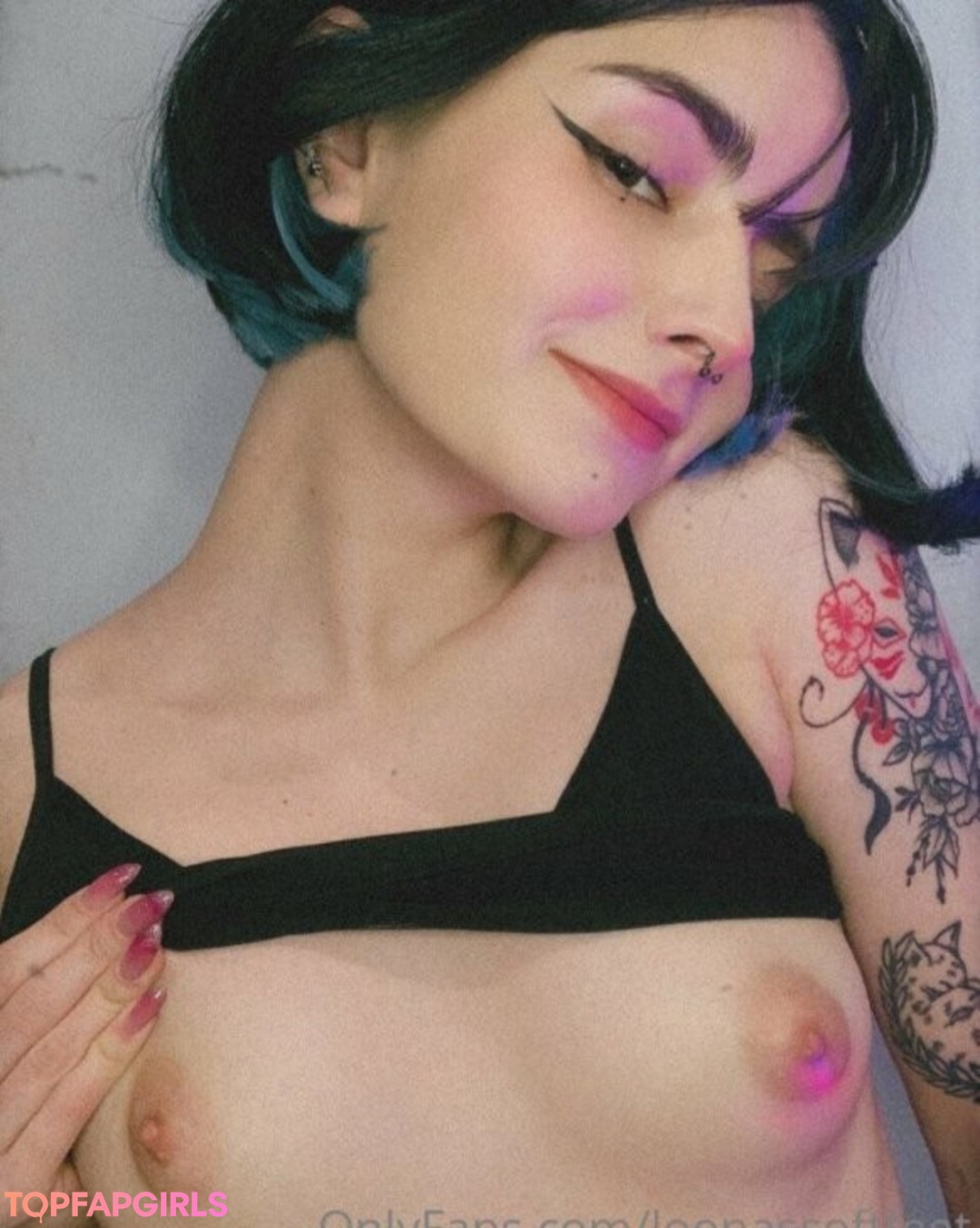 Foto di nudo di fuga di OnlyFans di Loona #189