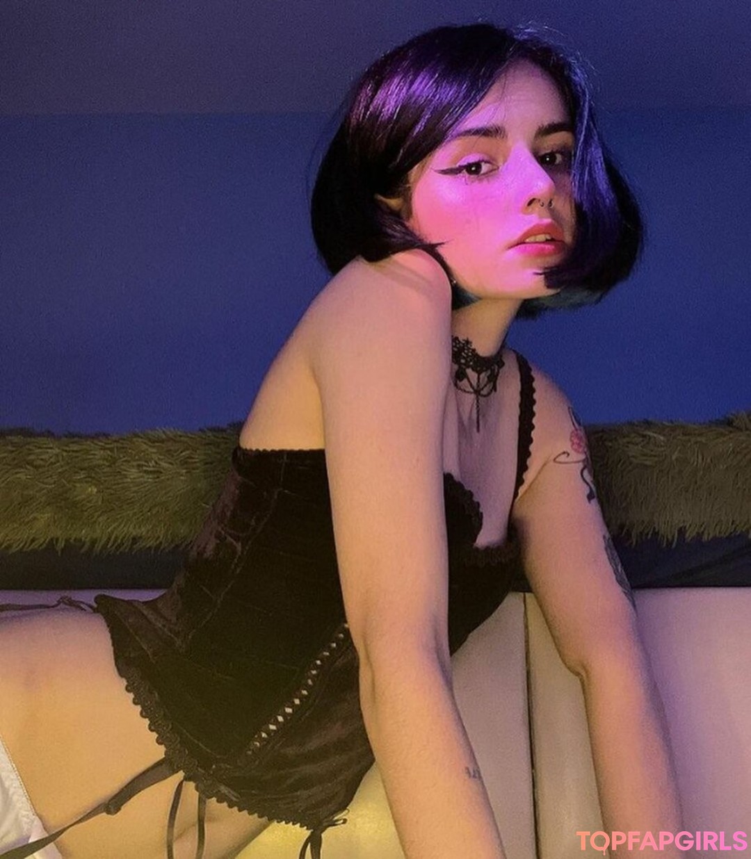 Foto di nudo di fuga di OnlyFans di Loona #421