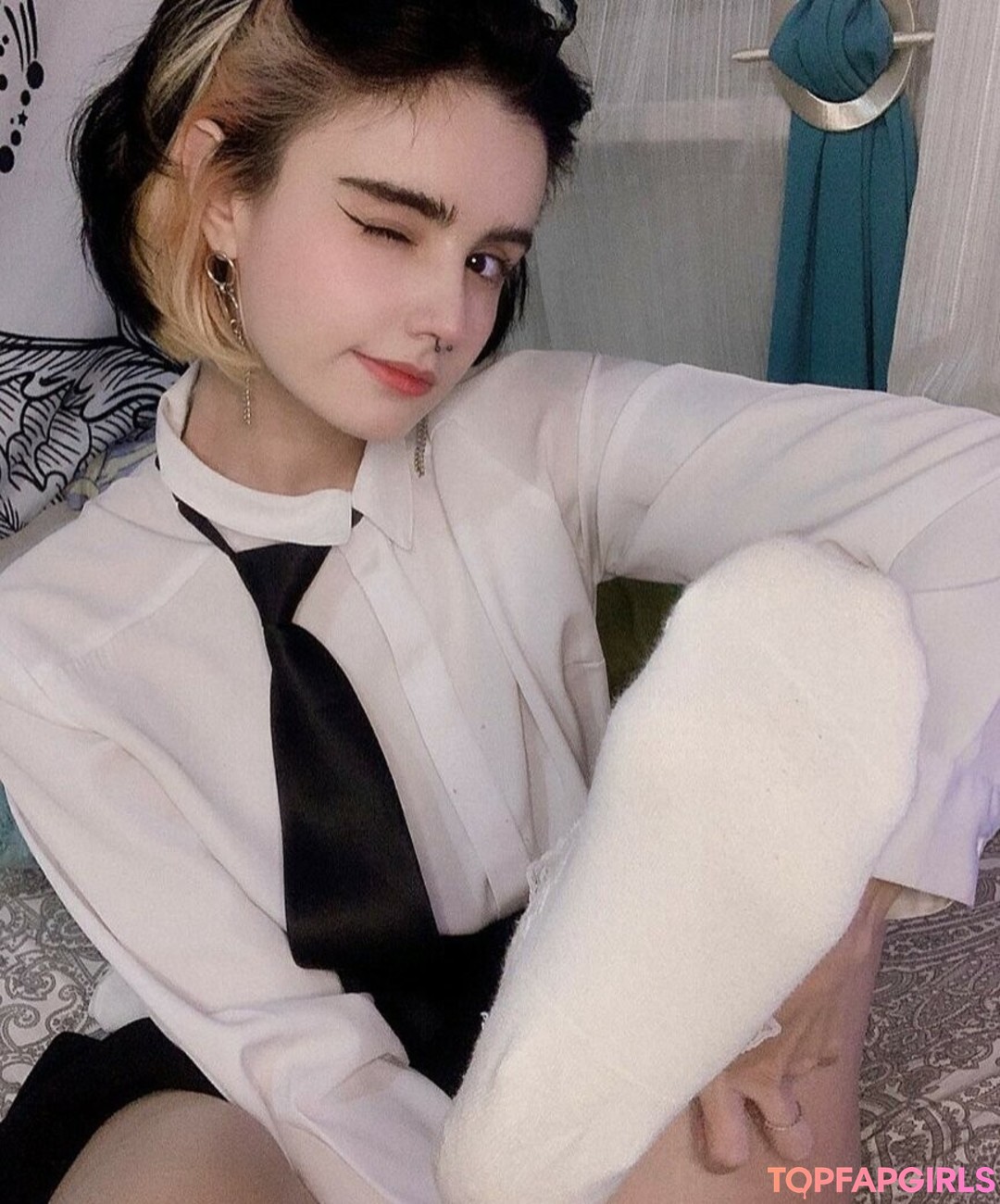 Foto di nudo di fuga di OnlyFans di Loona #605