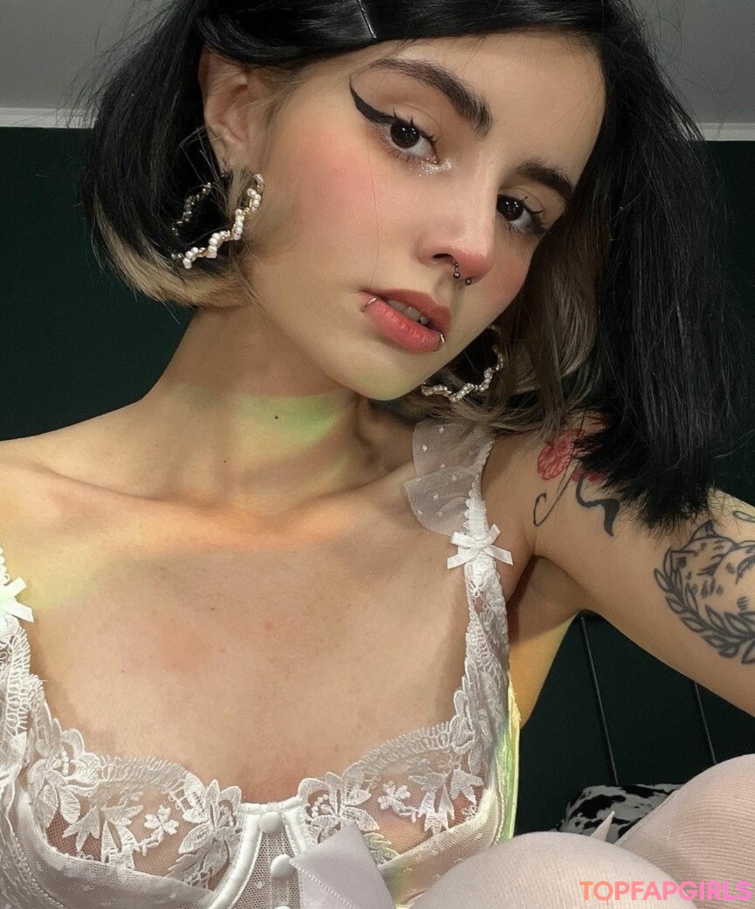 Foto di nudo di fuga di OnlyFans di Loona #693