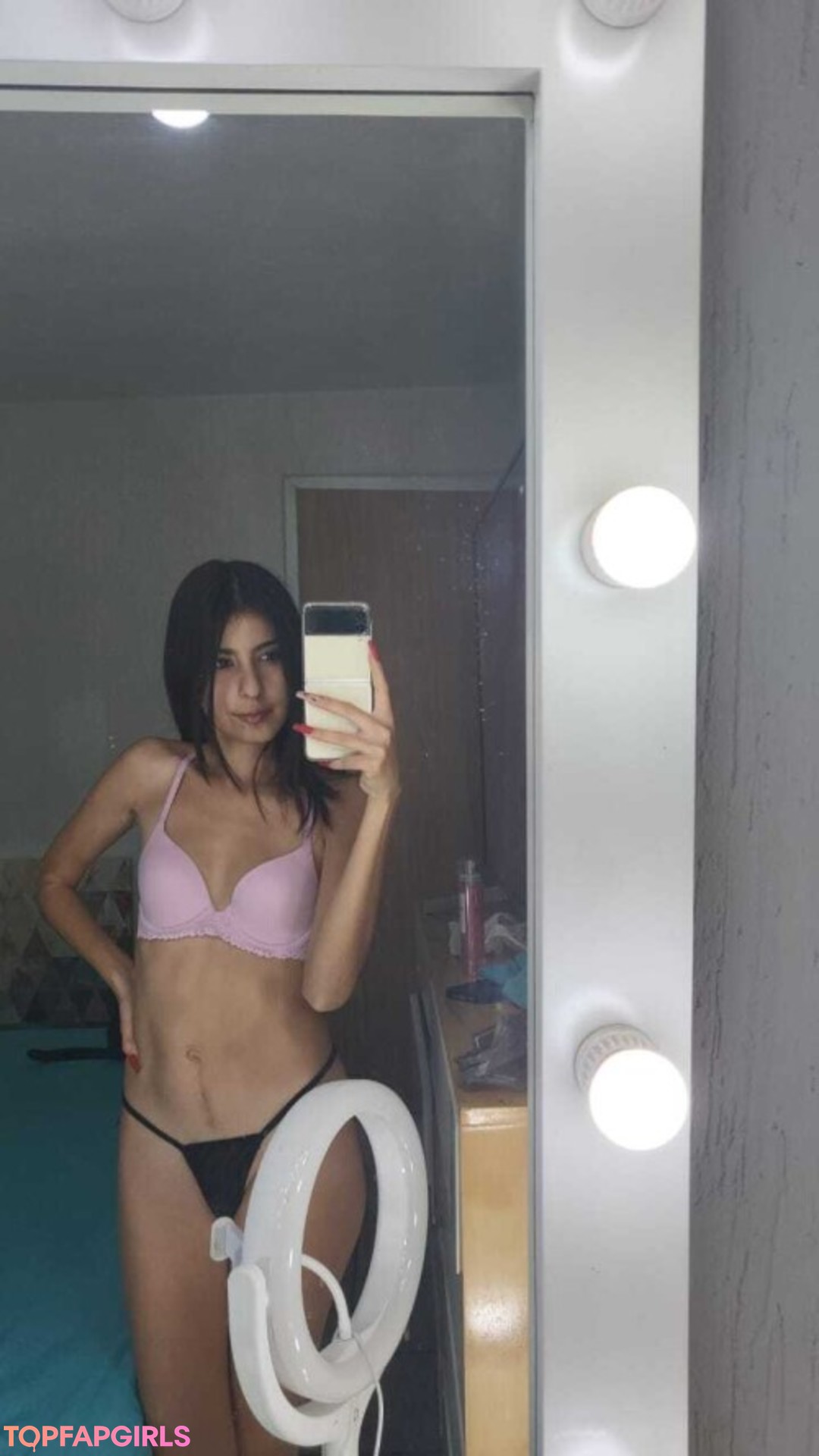 Foto di nudo di fuga di OnlyFans di Karol Smith #347