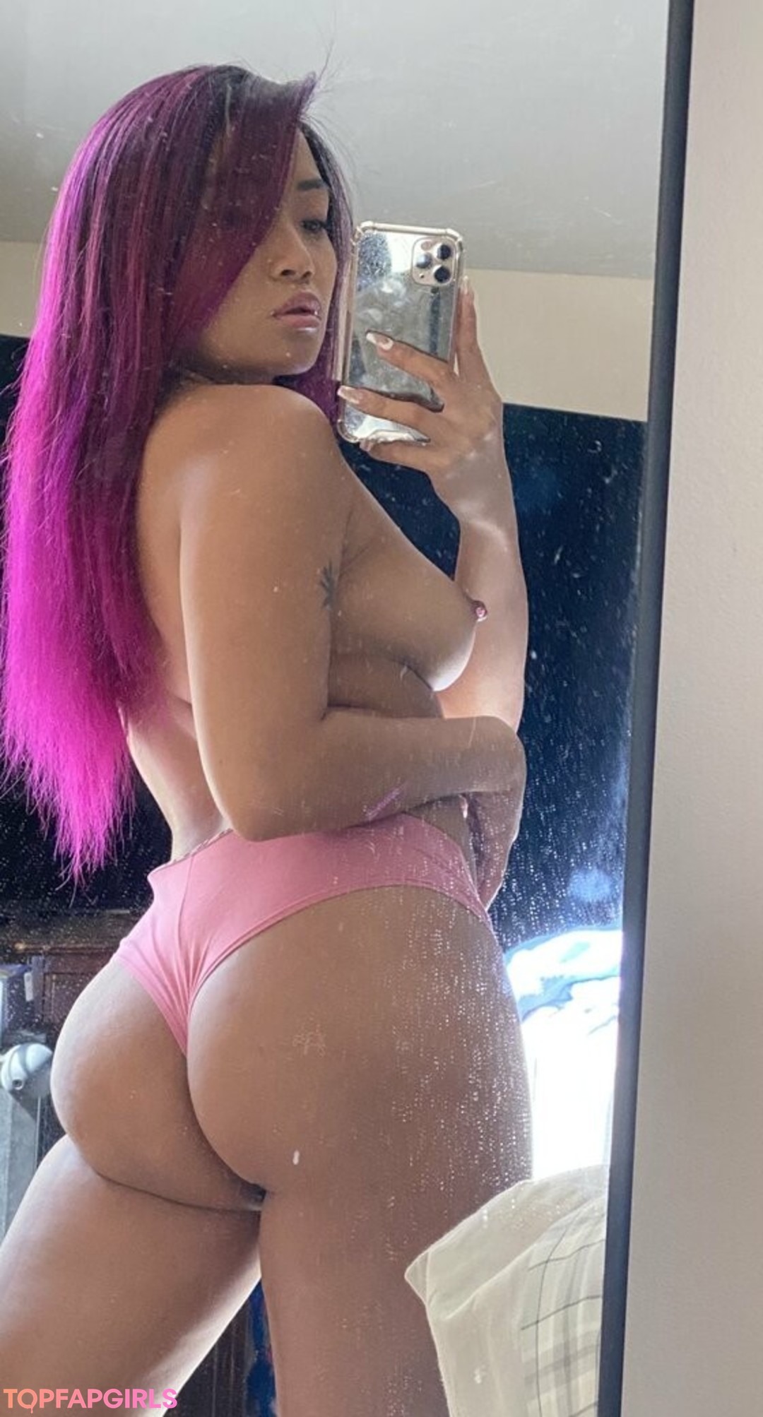 Foto di nudo di fuga di OnlyFans di Suki #329