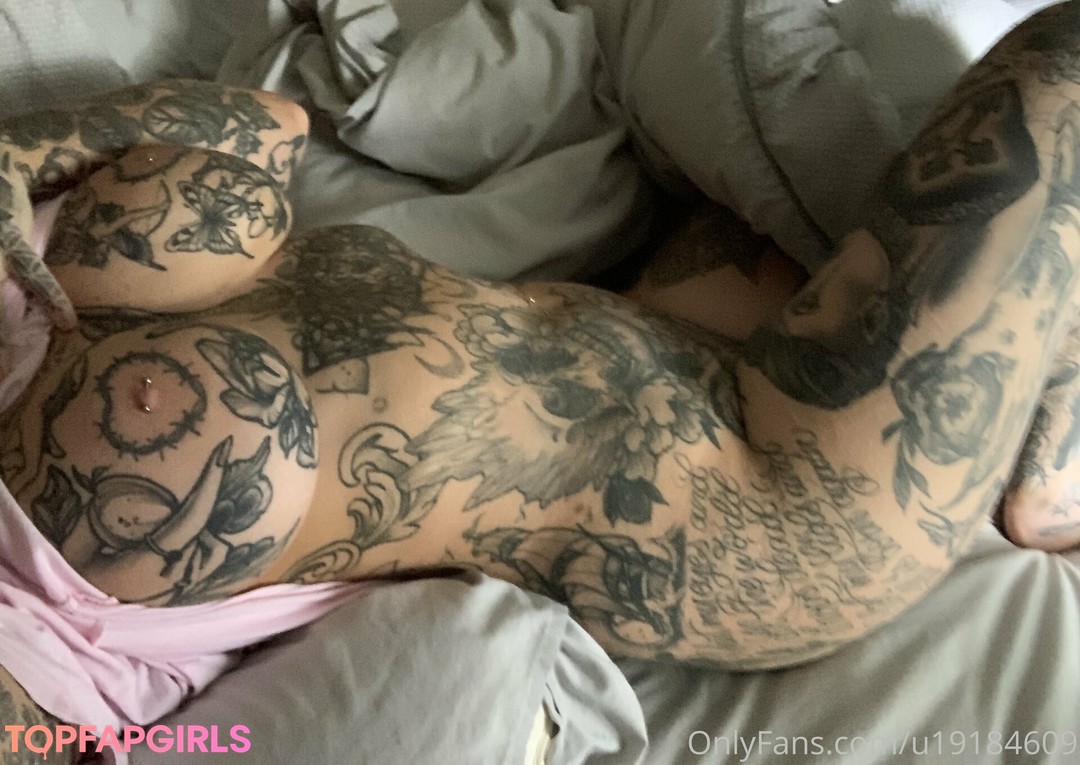 Foto di nudo di fuga di OnlyFans di Callie #83