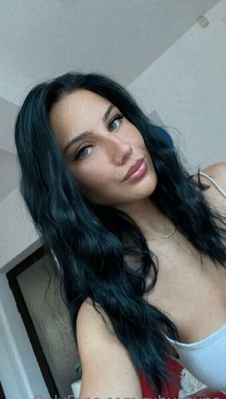 Foto di nudo di fuga di OnlyFans di Rubyshyne