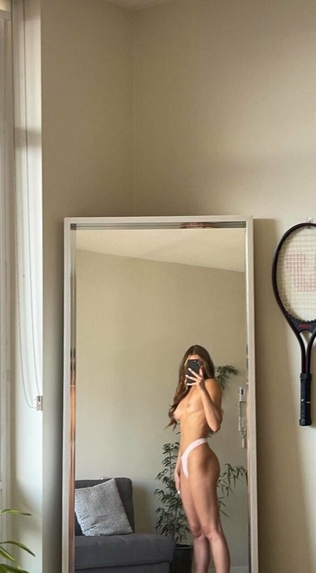 Foto di nudo di fuga di OnlyFans di Tavia Sky