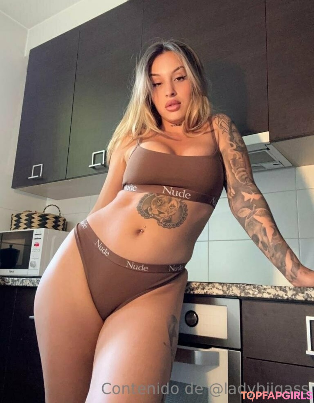 Foto di nudo di fuga di OnlyFans di Ladybiigass #1034