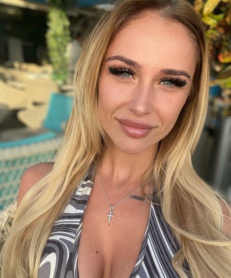 Foto di nudo di fuga di OnlyFans di Bonnie Marie