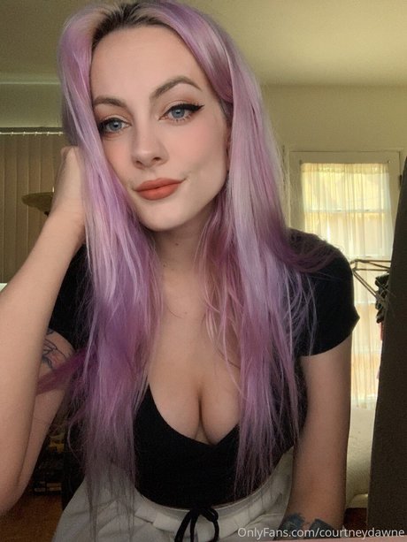 Foto di nudo di fuga di OnlyFans di Courtney Dawne