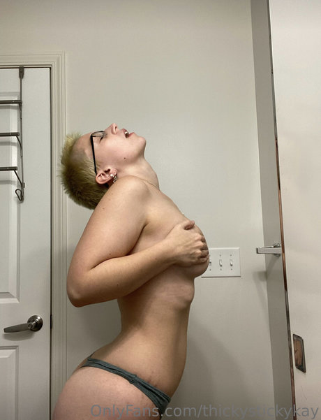 Foto di nudo di fuga di OnlyFans di Mama Claxton