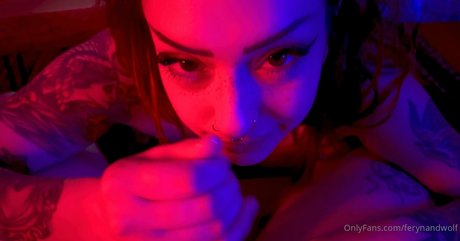 Foto di nudo di fuga di OnlyFans di Feryn Suicide
