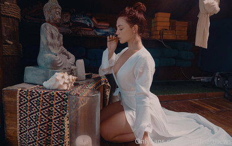 Officialannamatthews