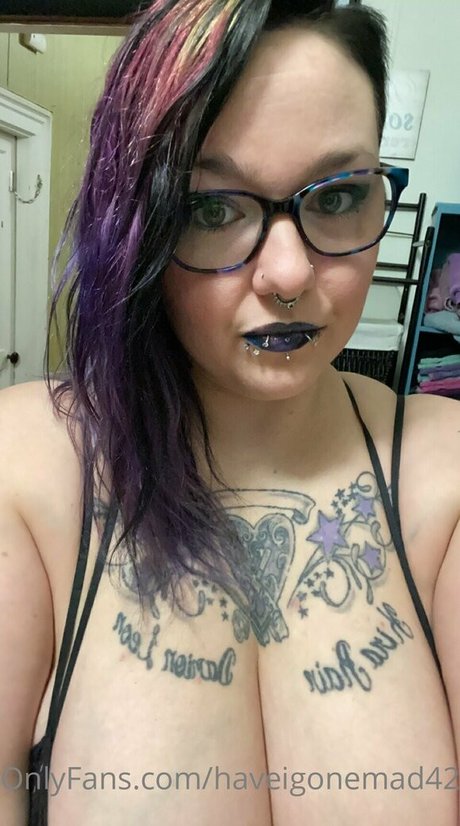 Foto di nudo di fuga di OnlyFans di Haveigonemad422