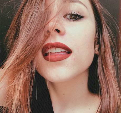 Foto di nudo di fuga di OnlyFans di Sandracerillii