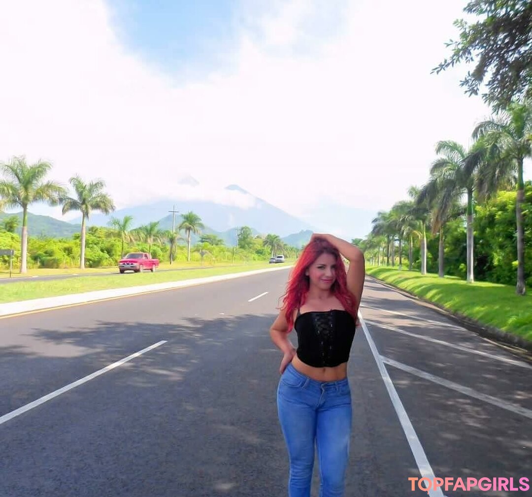 Foto di nudo di fuga di OnlyFans di Herlinda Angel #11 Foto di nudo di fuga di OnlyFans di Herlinda Angel #11