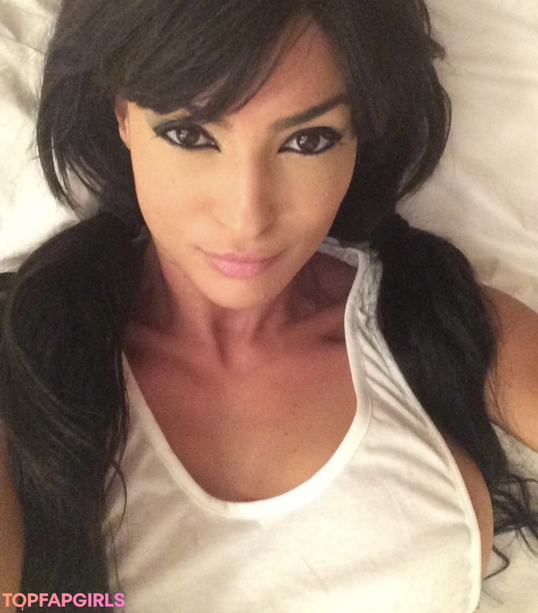 Foto di nudo di fuga di OnlyFans di Fernanda Ferrari #58 Foto di nudo di fuga di OnlyFans di Fernanda Ferrari #58