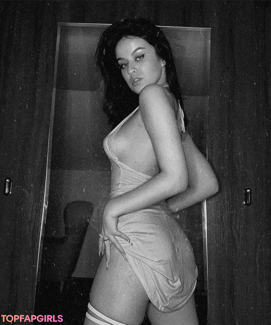 Foto di nudo di fuga di OnlyFans di Mara Stanciu #2 Foto di nudo di fuga di OnlyFans di Mara Stanciu #2