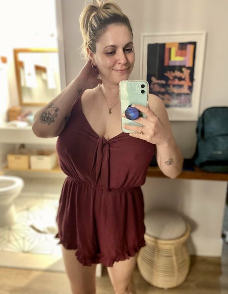 Lindsaymariefelton
