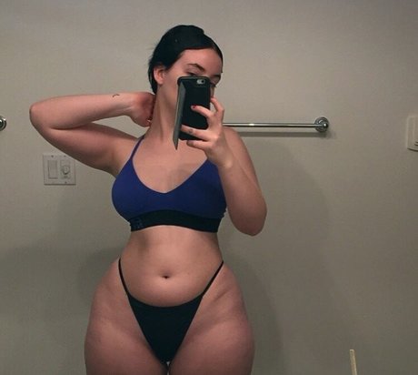 Foto di nudo di fuga di OnlyFans di Sadgalbri