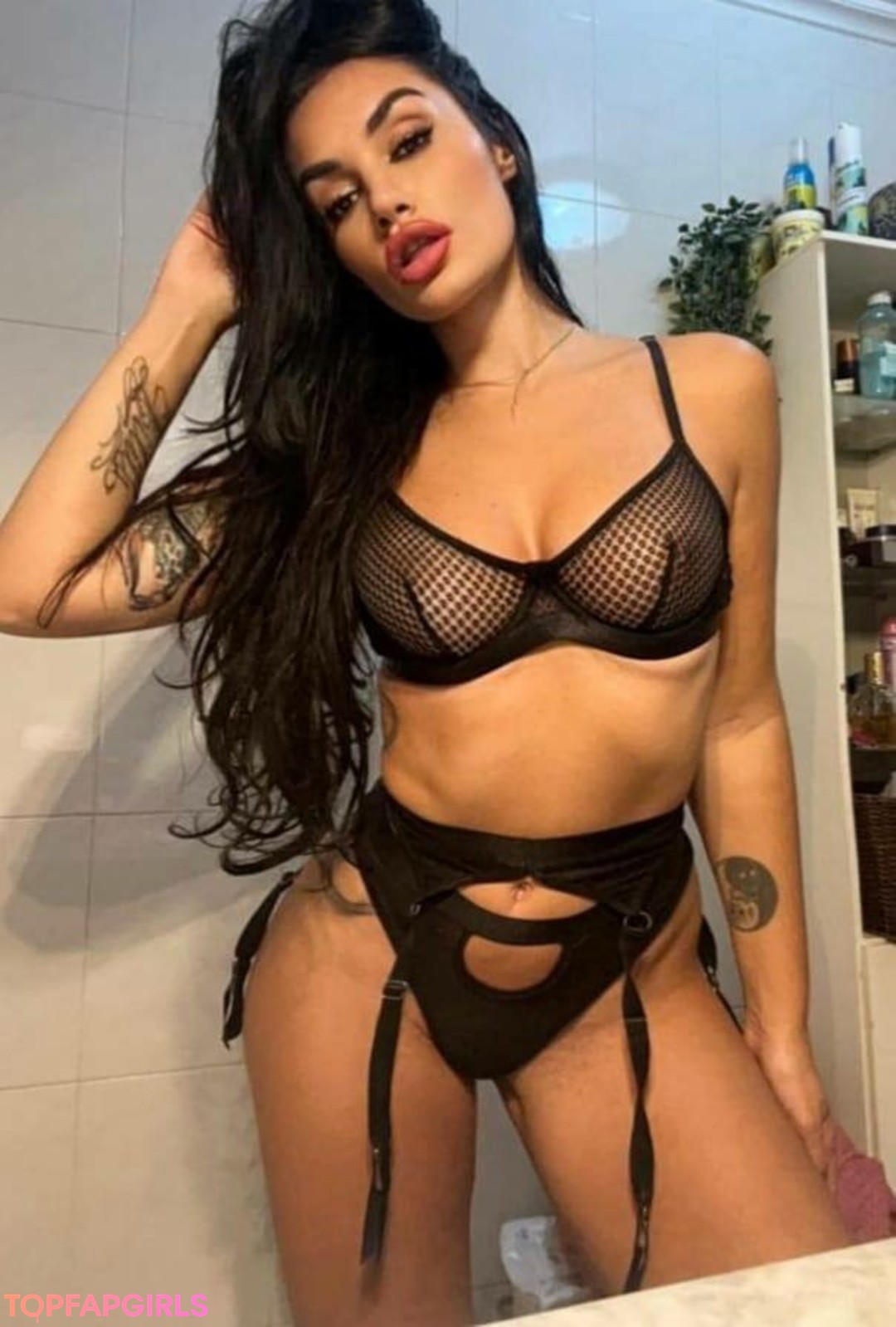 Foto di nudo di fuga di OnlyFans di Karla Bellucci #2 Foto di nudo di fuga di OnlyFans di Karla Bellucci #2