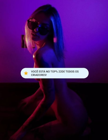 Foto di nudo di fuga di OnlyFans di Munique Brum