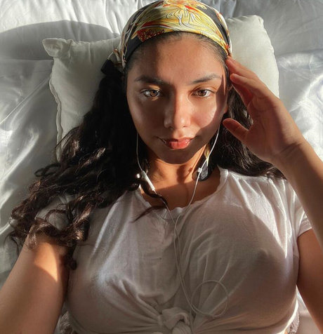 Foto di nudo di fuga di OnlyFans di Candelaria