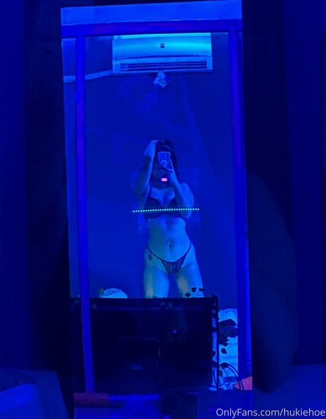 Foto di nudo di fuga di OnlyFans di Hukiehoe