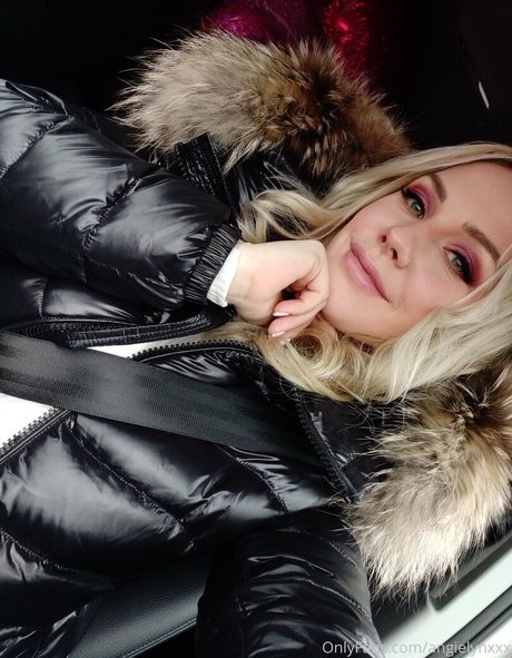 Foto di nudo di fuga di OnlyFans di Angielynxxx