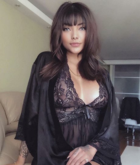 Foto di nudo di fuga di OnlyFans di Cassie Vanity