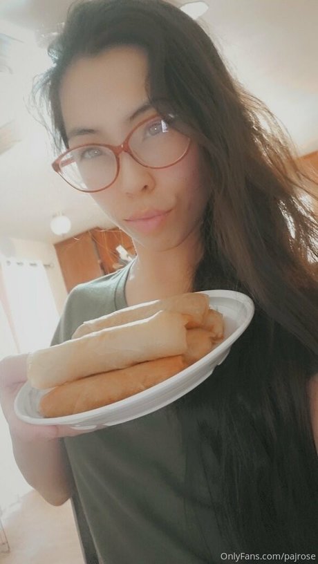 Foto di nudo di fuga di OnlyFans di Pajrose