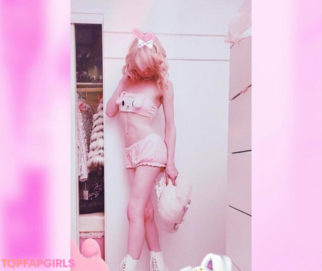 Foto di nudo di fuga di OnlyFans di Sarinavalentina #11 Foto di nudo di fuga di OnlyFans di Sarinavalentina #11