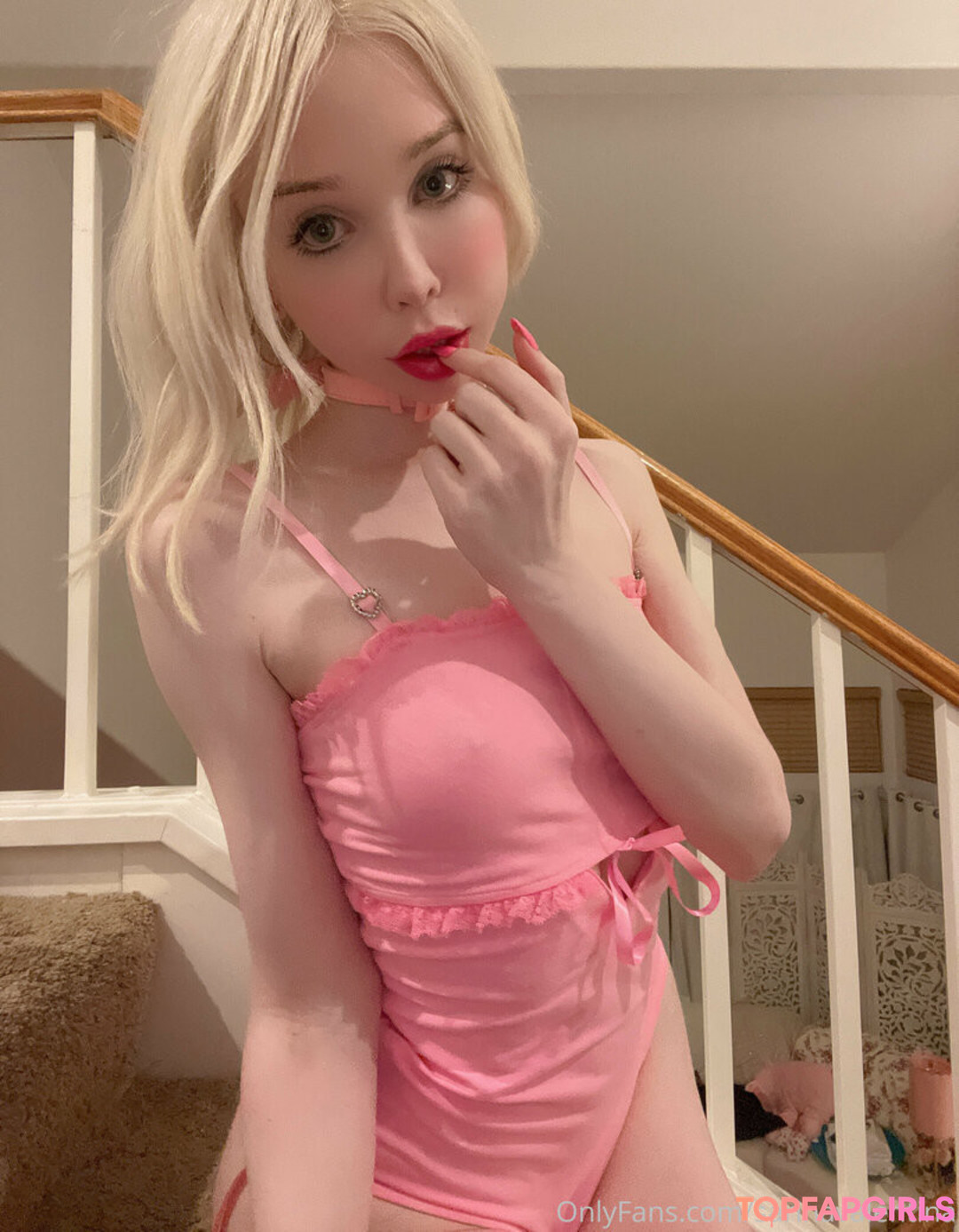 Foto di nudo di fuga di OnlyFans di Sarinavalentina #33 Foto di nudo di fuga di OnlyFans di Sarinavalentina #33