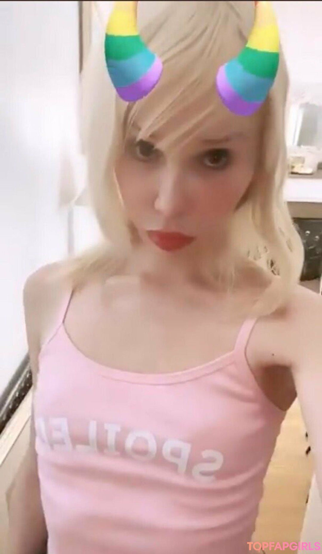 Foto di nudo di fuga di OnlyFans di Sarinavalentina #9 Foto di nudo di fuga di OnlyFans di Sarinavalentina #9