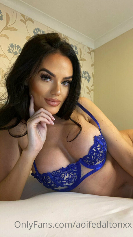 Foto di nudo di fuga di OnlyFans di Aoifedaltonxx