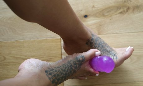 Foto di nudo di fuga di OnlyFans di Asianfootworship