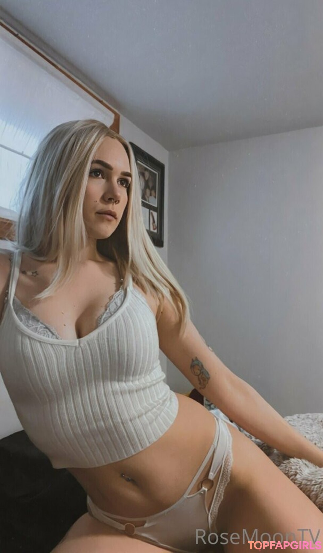 Foto di nudo di fuga di OnlyFans di Rosemoontv #38 Foto di nudo di fuga di OnlyFans di Rosemoontv #38