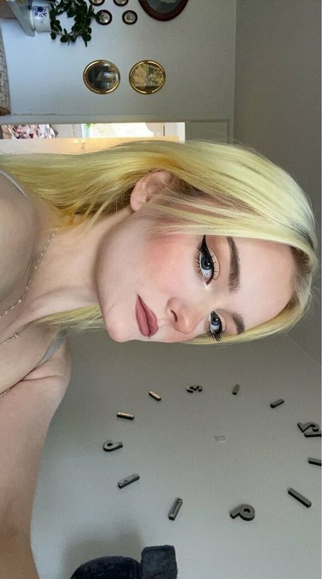 Foto di nudo di fuga di OnlyFans di Rebecccamua