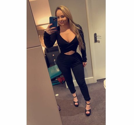 Sophie Defoe