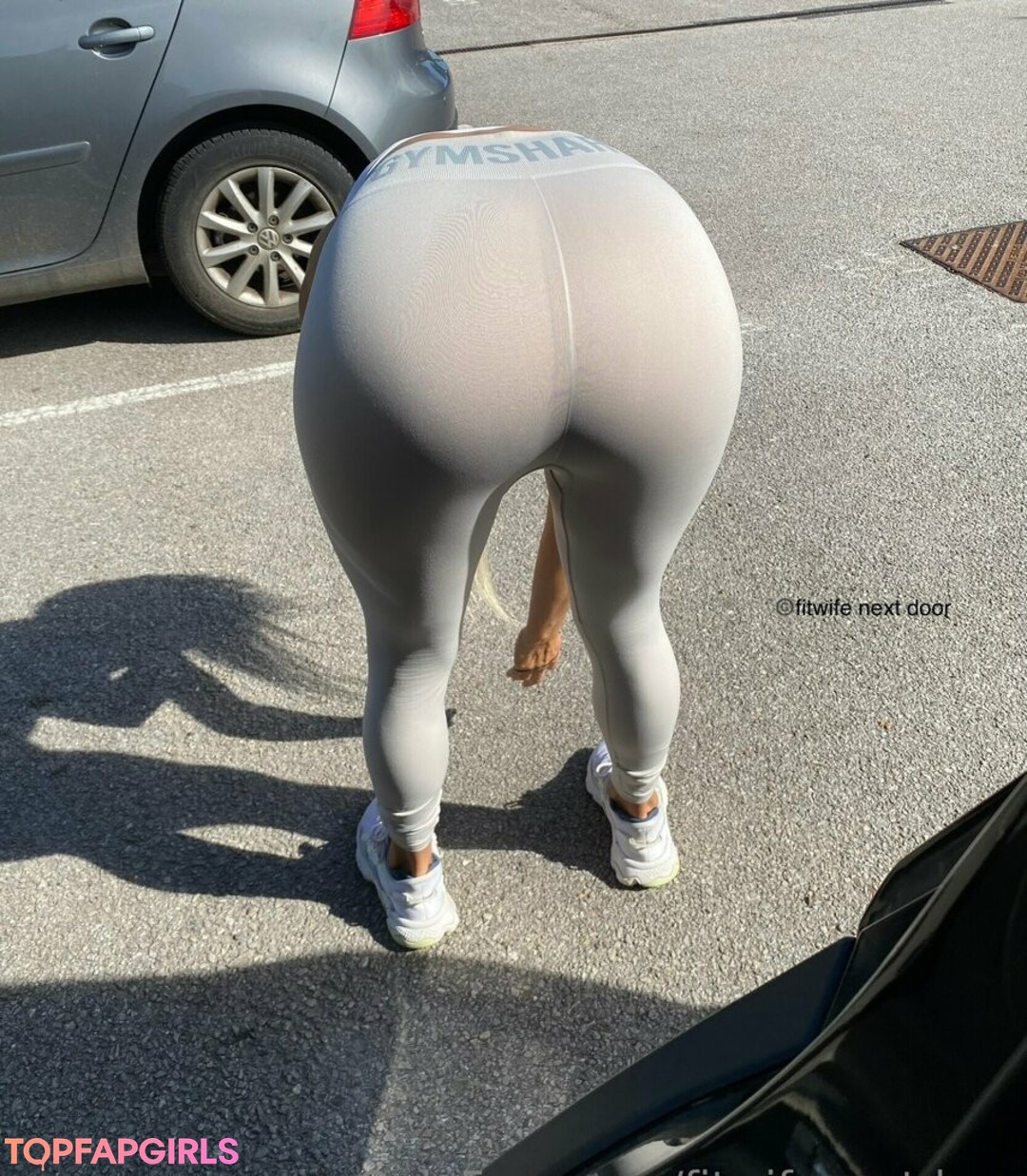 Foto di nudo di fuga di OnlyFans di Fitwifenextdoor #8 Foto di nudo di fuga di OnlyFans di Fitwifenextdoor #8