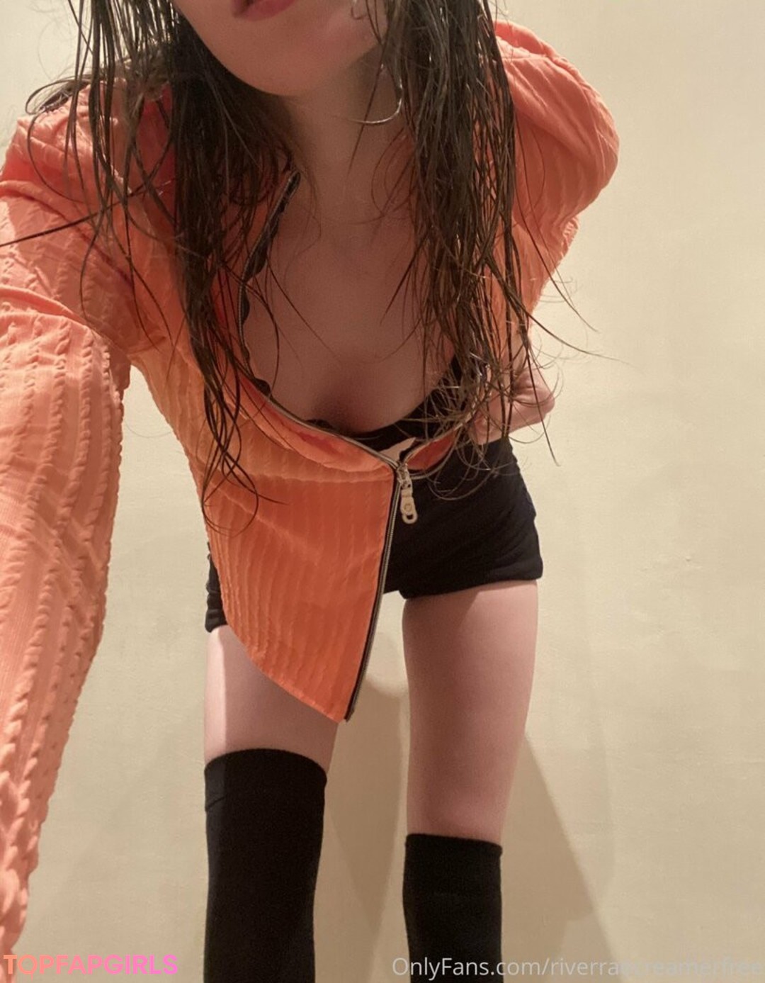 Foto di nudo di fuga di OnlyFans di Riverraecreamerfree #3 Foto di nudo di fuga di OnlyFans di Riverraecreamerfree #3