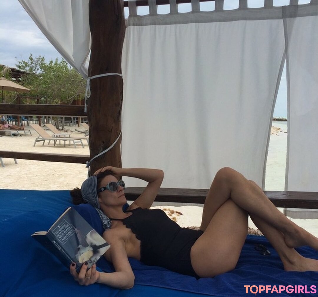 Foto di nudo di fuga di OnlyFans di Michelle Gomez #29 Foto di nudo di fuga di OnlyFans di Michelle Gomez #29