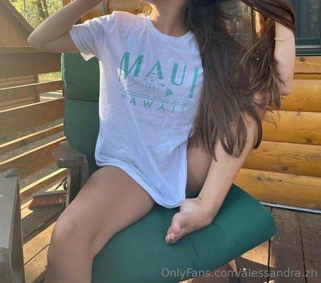 Foto di nudo di fuga di OnlyFans di Alessandrazh
